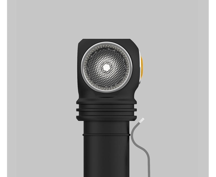 /environment/cache/images/productGfx_141273_700_700/Armytek-Wizard-C2-Magnet-USB-White4.jpg