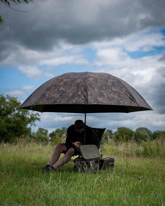 /environment/cache/images/productGfx_150710_700_700/Parasol-Fox-60-Brolly-Camo1.jpg