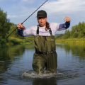 Kraken_green_waders_brodzenie.png